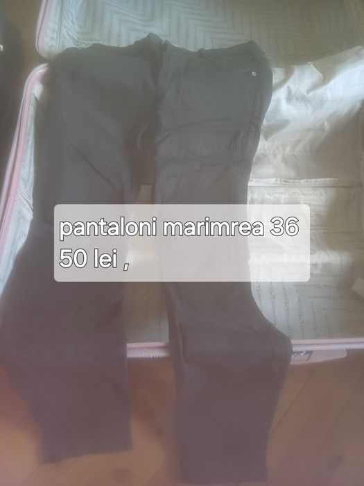 Vând haine aproape noi la pret bun