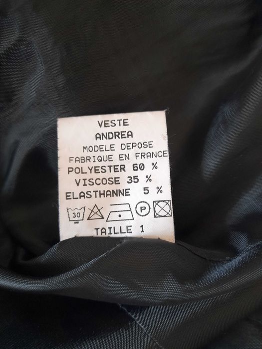 Sacou deosebit, nr.36-38, 80 lei