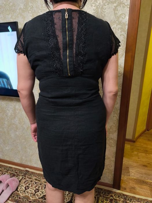 Платье женское нарядное.