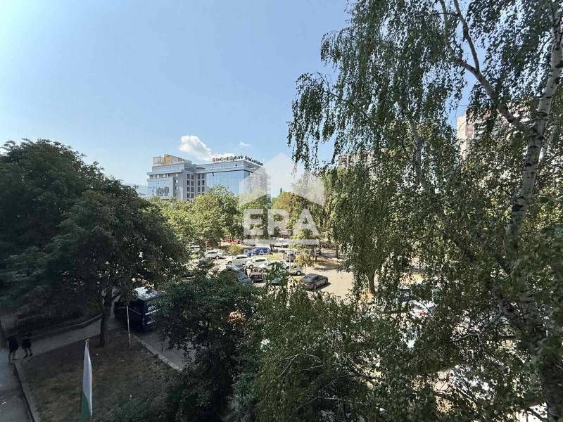 Продава се Тристаен апартамент в София, Зона Б-5 - 82 кв.м за 2805 €/кв.м - Снимка #4