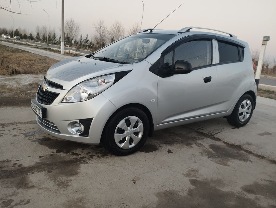 Spark 2012 yangi motor.