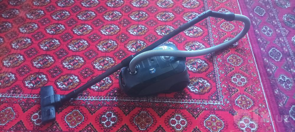 Televizor Chang yutgich va magnitafon sotiladi