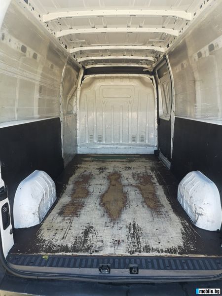 Бус под наем от 70 евро на ден