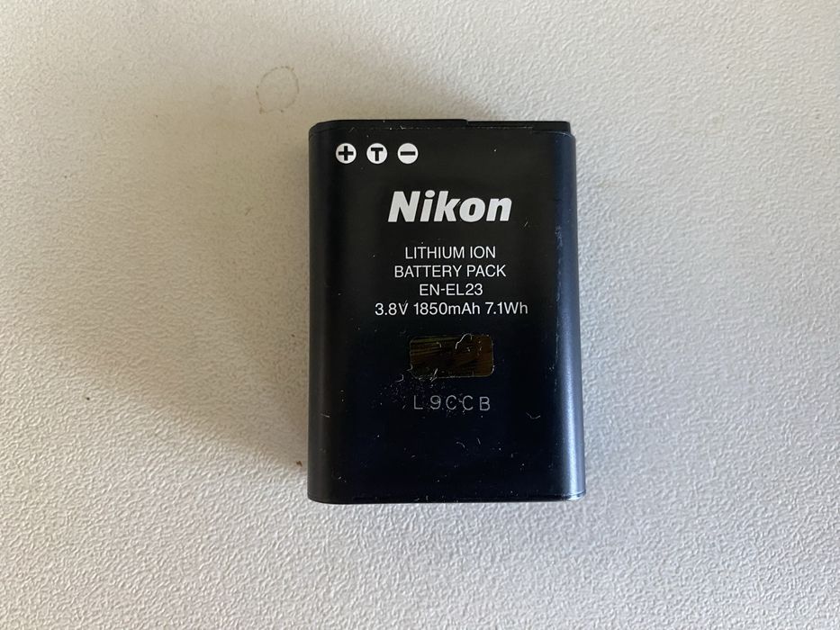 Фотоапарат Nikon Coolpix B700
