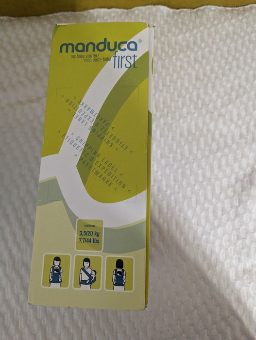 Vând marsupiu manduca