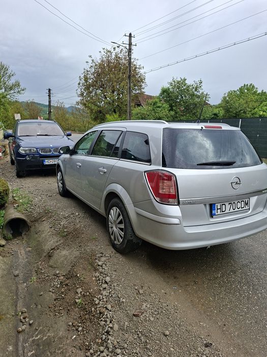 Opel astra h  motor 1,7