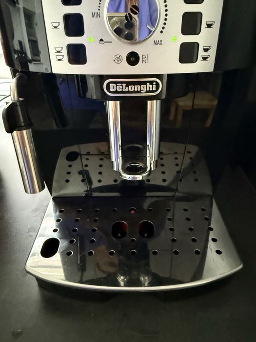 Espressor Delonghi Maginifica S