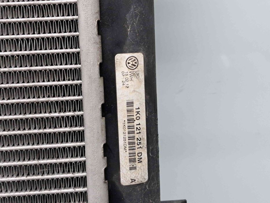 Radiator apa  Volkswagen Passat B6 (3C2) [Fabr 2005-2010] 1K0121251DM