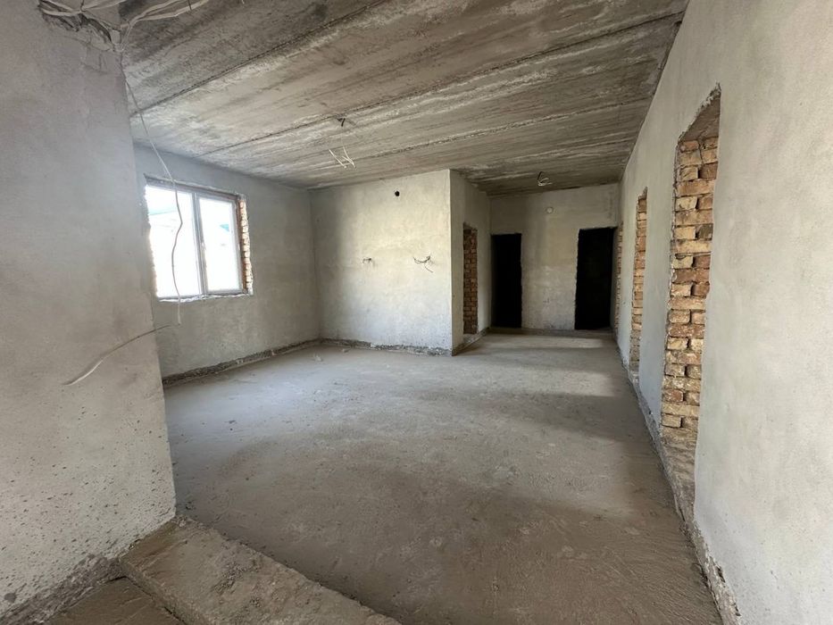 Котедж сотилади 4 сотихли Нарпайда