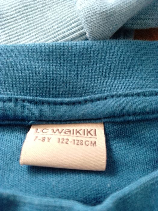 Лот блузки за пролетта Lc Waikiki 122-128