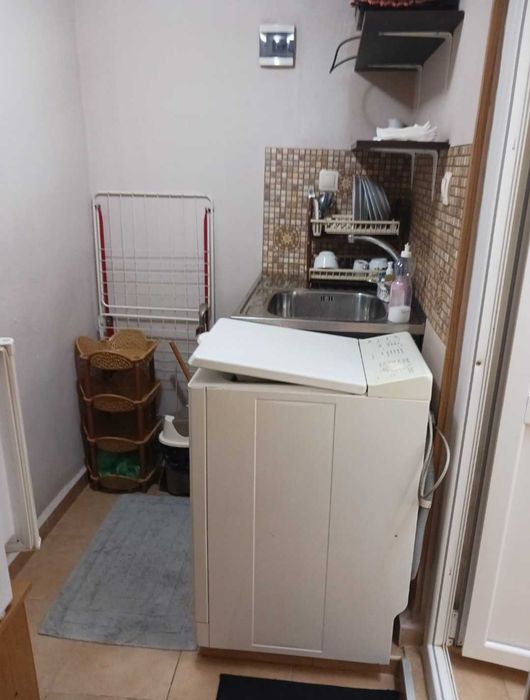 Дава се под наем Едностаен апартамент в Петрич - 15 кв.м за 129.54 € - Снимка #4