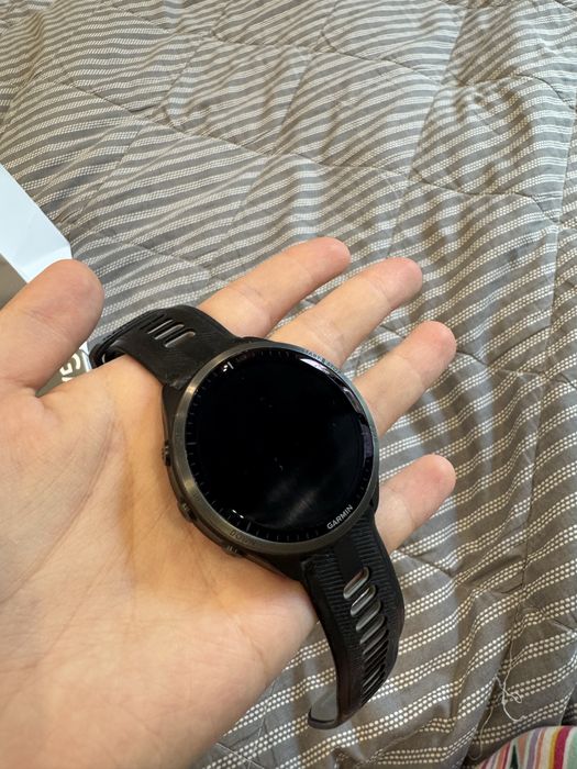 Смарт-часы Garmin Forerunner 965 черный