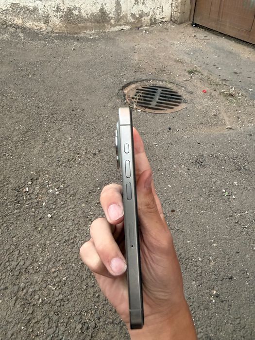 Iphone 15 pro 128 идеал