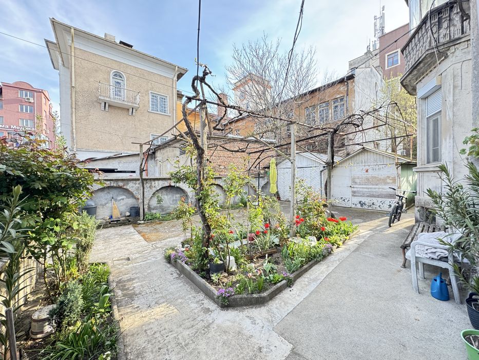 Продава се Етаж от къща в Русе, Дружба 1 - 118 кв.м за 584 €/кв.м - Снимка #3