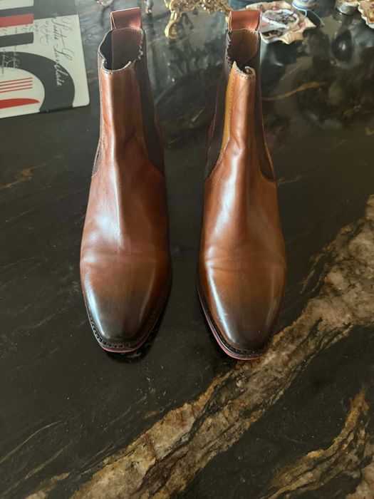Предлагам страхотни боти от естествена кожа, като нови