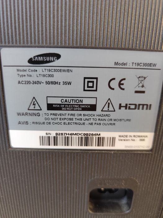 Телевизор/монитор Samsung 19"