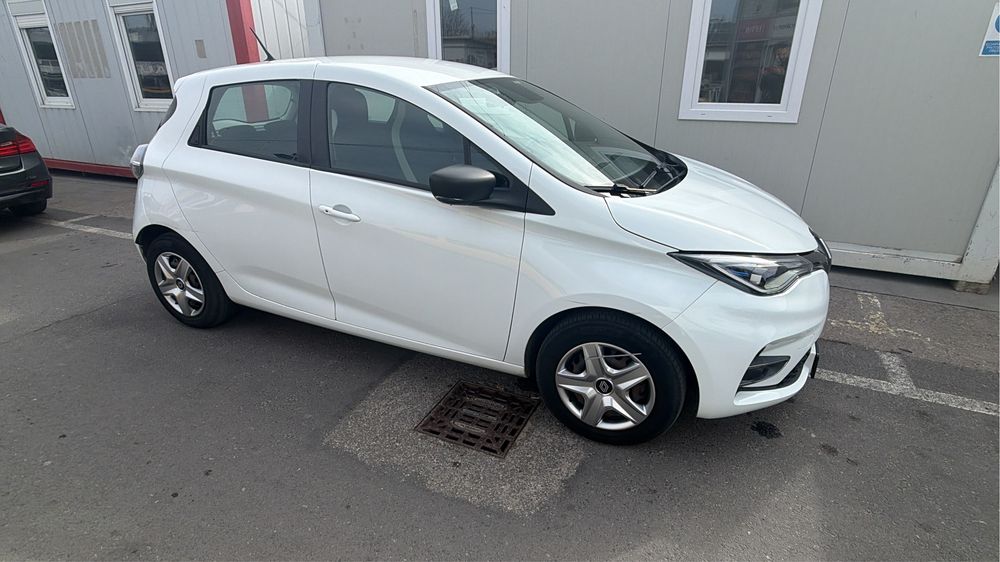 Inchiriez auto uber / bolt Renault zoe