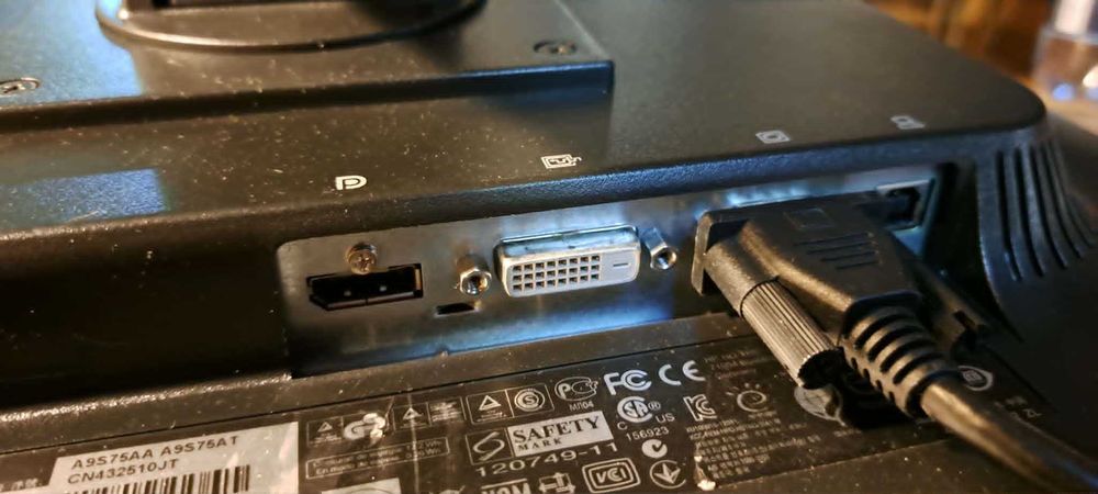 Monitor LED HP Compaq LA1956x, 19 inci
