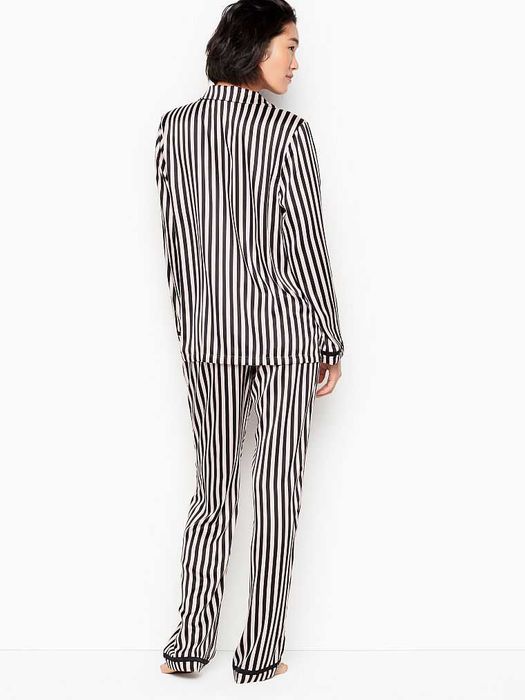 NOU! Pijamale din satin Victoria's Secret marimea L