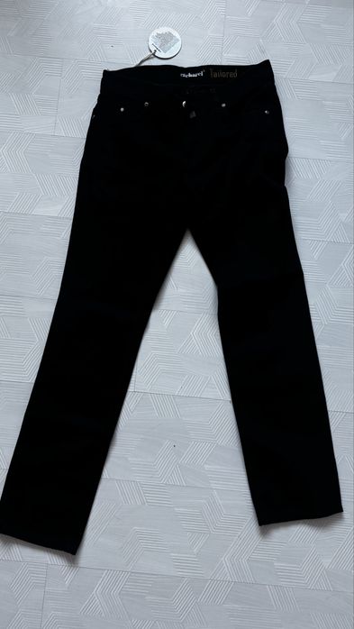jeans cacharel noi cu etichete w30 l34