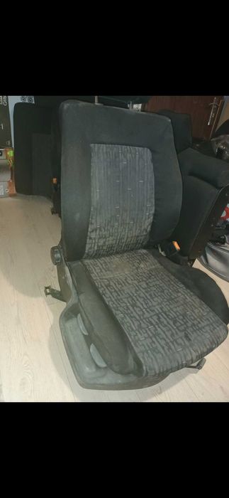 Седалки за passat b3/b4