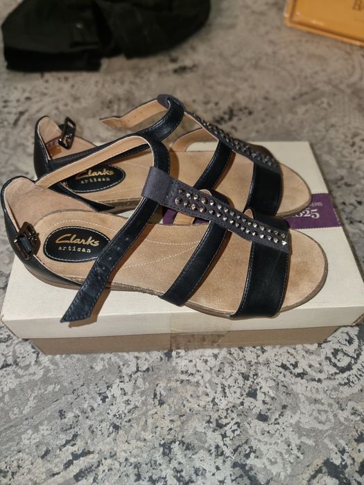 Сандалии женские Clarks