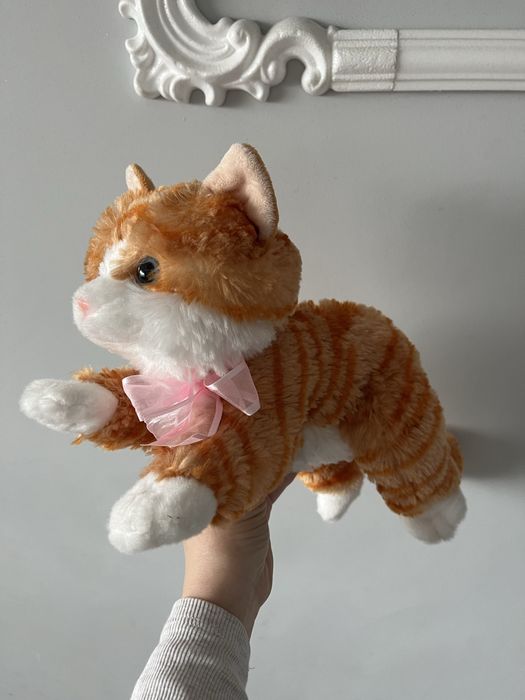 Плюшено коте в реален размер