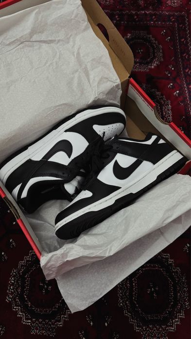 Кроссовки Nike dunk low черно белый