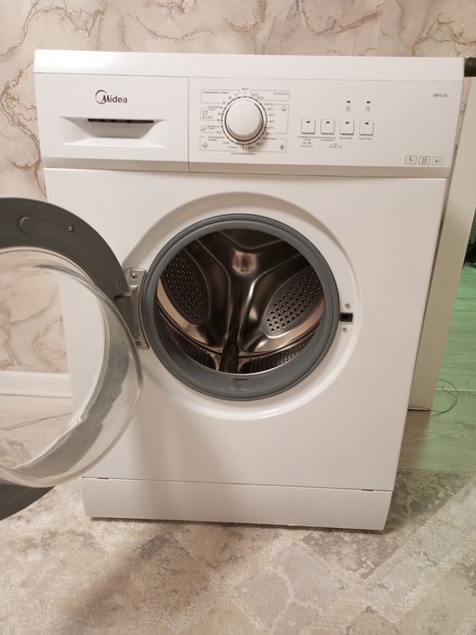 Стиральная машина Midea