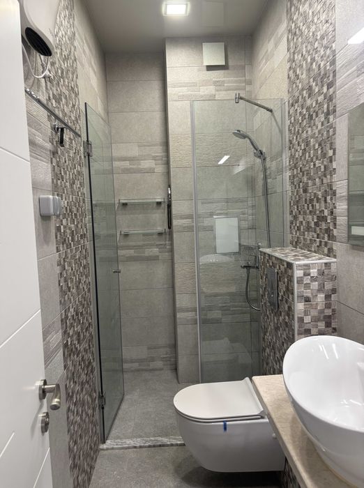 Продава се Двустаен апартамент в Пловдив, Южен - 79 кв.м за 2454 €/кв.м - Снимка #8