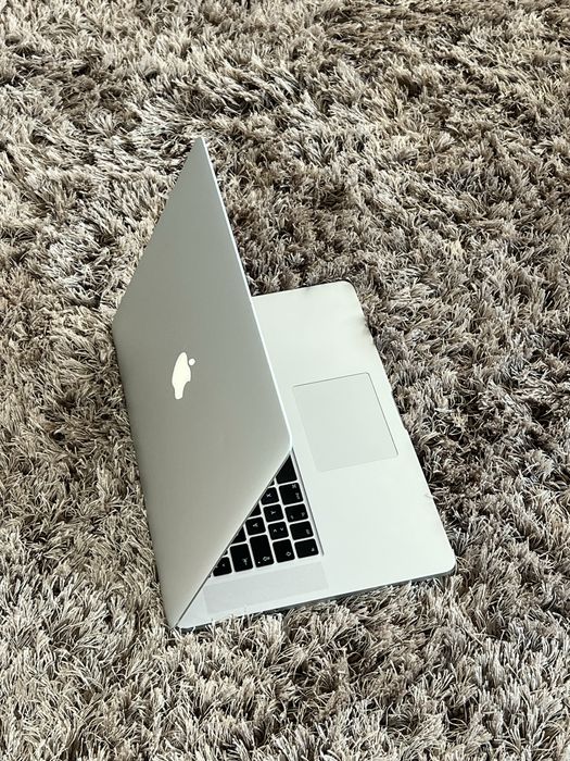 MacBook pro Retina mid 2012, нова батерия, SSD