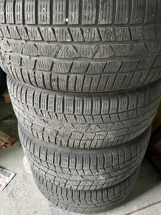 Anvelope/Jante/Cauciucuri 215/55/R17 98H Continental Winter Contact