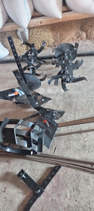 Vind motocultor cu remorca nou