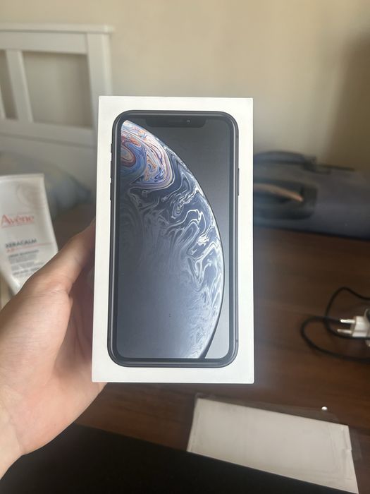 Iphone 10xr black 64gb