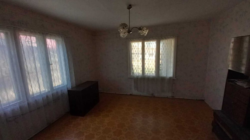 Продава се Къща в Разград, Житница - 120 кв.м за 404 €/кв.м - Снимка #8