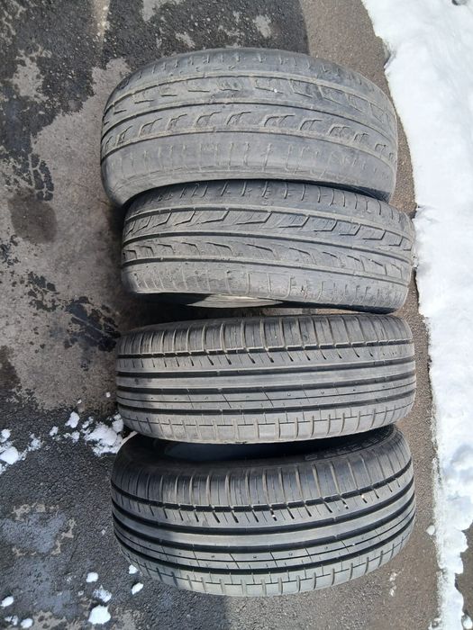 Продам шины размер 16