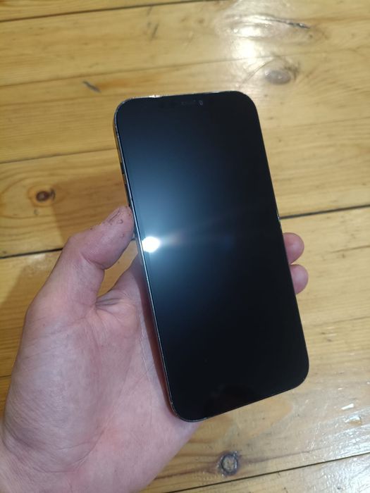Продам iPhone 12 Pro Max