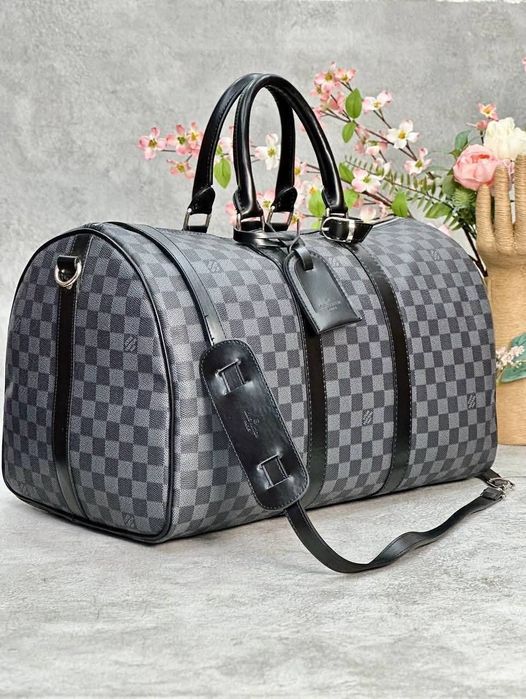 Geanta unisex Louis Vuitton voiaj, saculet, etichetă