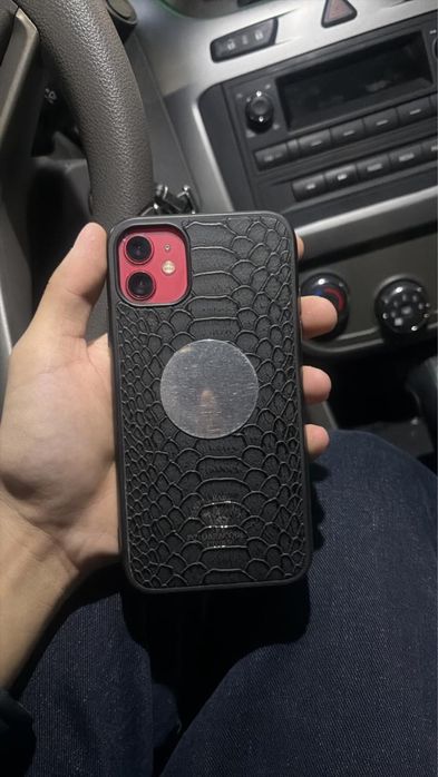 ПРОДАМ Айфон 11/