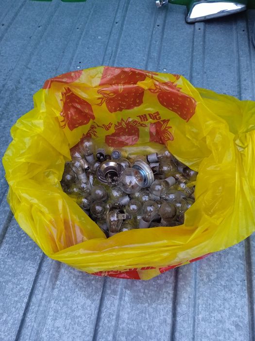 Продам лампочки для авто недорого