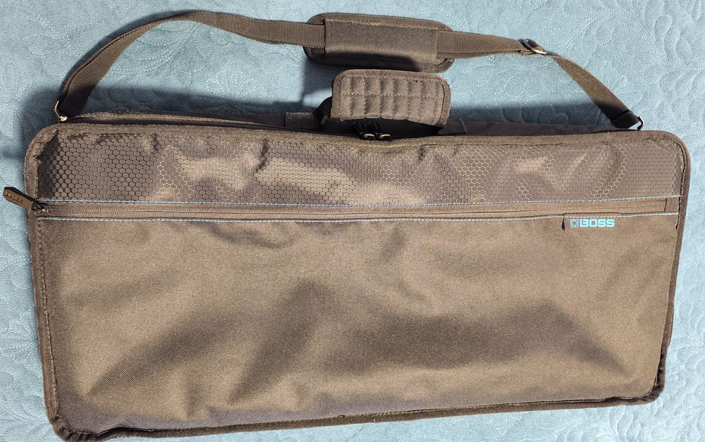 Procesor  chitară electrică/bass – BOSS GX-100 + Accesorii