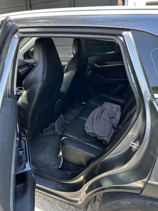 Авто в Аренду JAC JS6