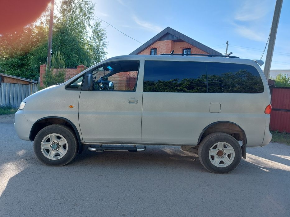 Продаю хендай старэкс