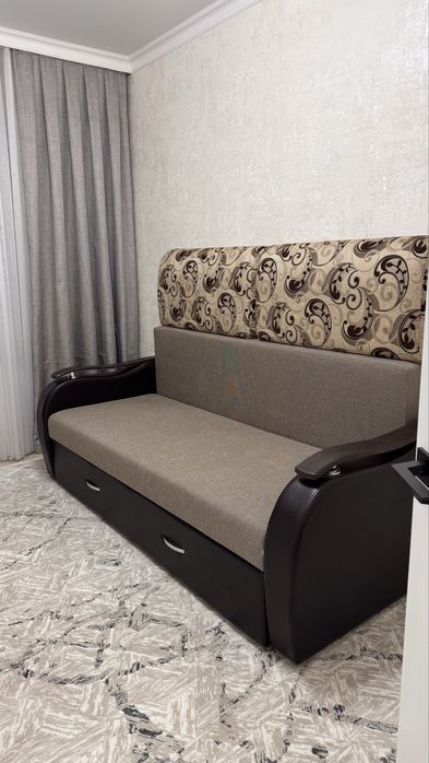 Диван раскладной б/у