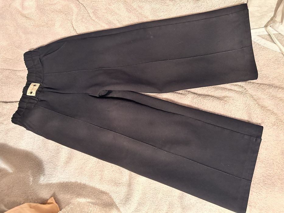 Продам школьнве брюки