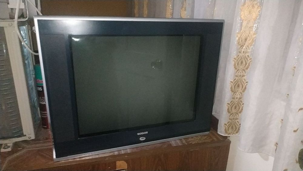 Продам телевизор роисон