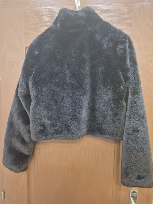 Пухено палтенце черно