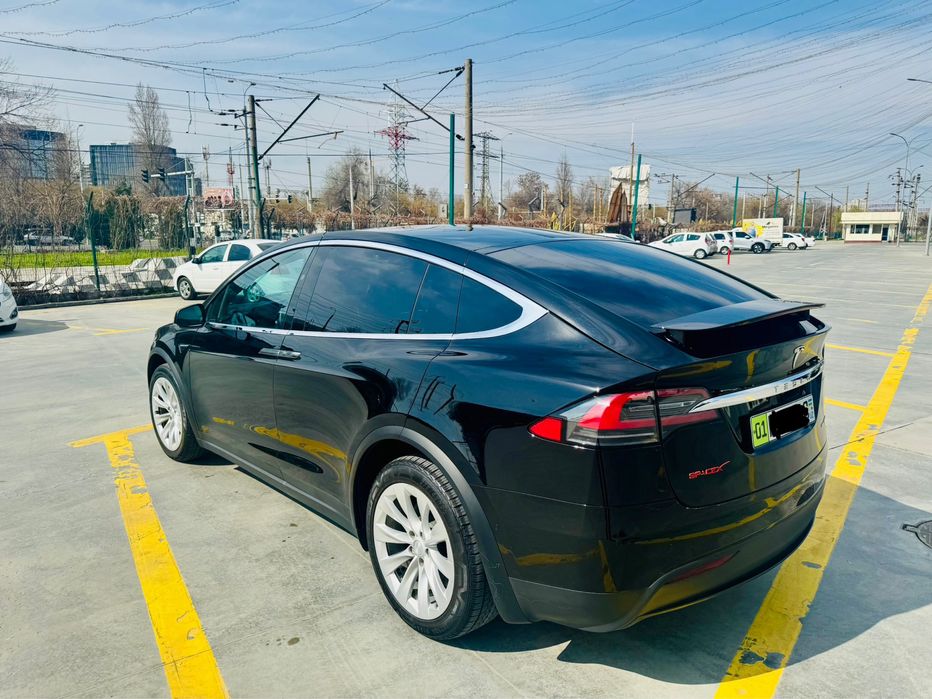 TESLA MODEL X Long Range 100 USA , 2022 imported В идеальном состоянии