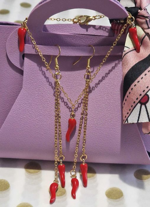 Дамски бижута, ръчна изработка