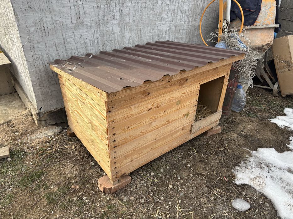 Собачая будка утепленный